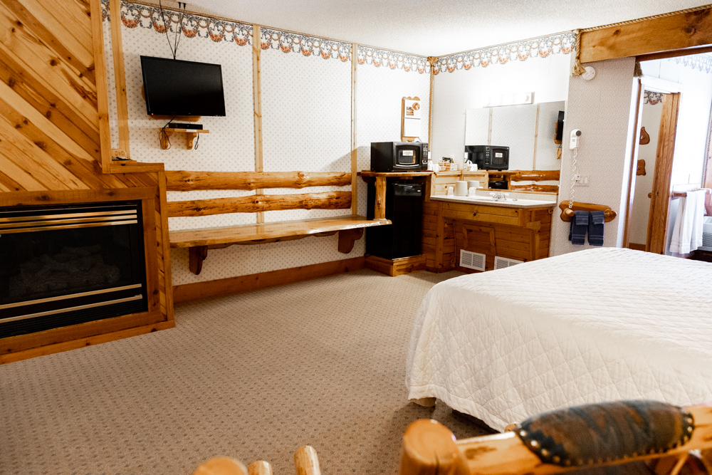 IMG-rooms-R6-030823-105