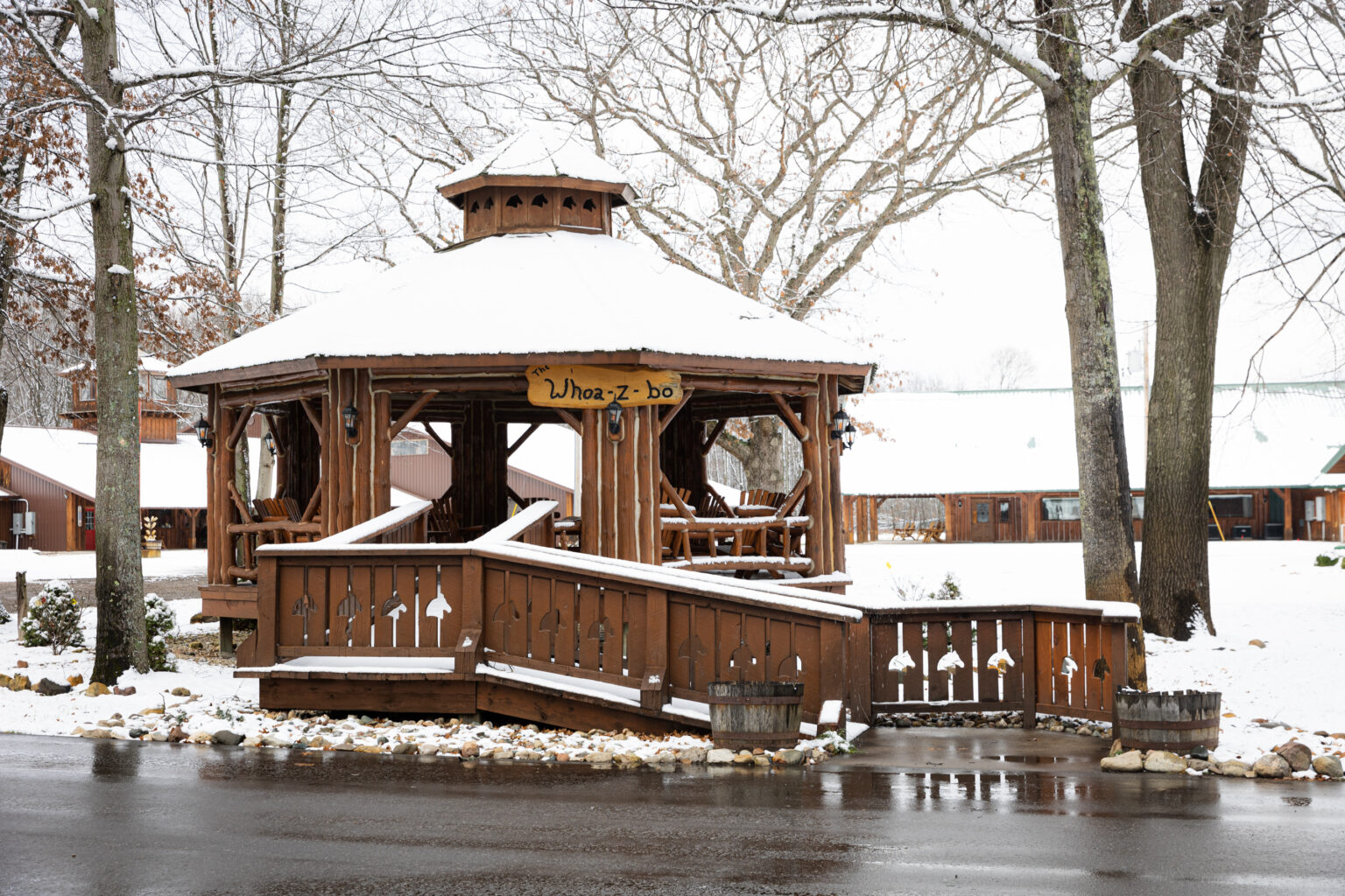 IMG-staffretreat-R6-111622-2-1536x1024